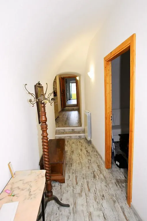 Medieval House Ventimiglia Lägenhet